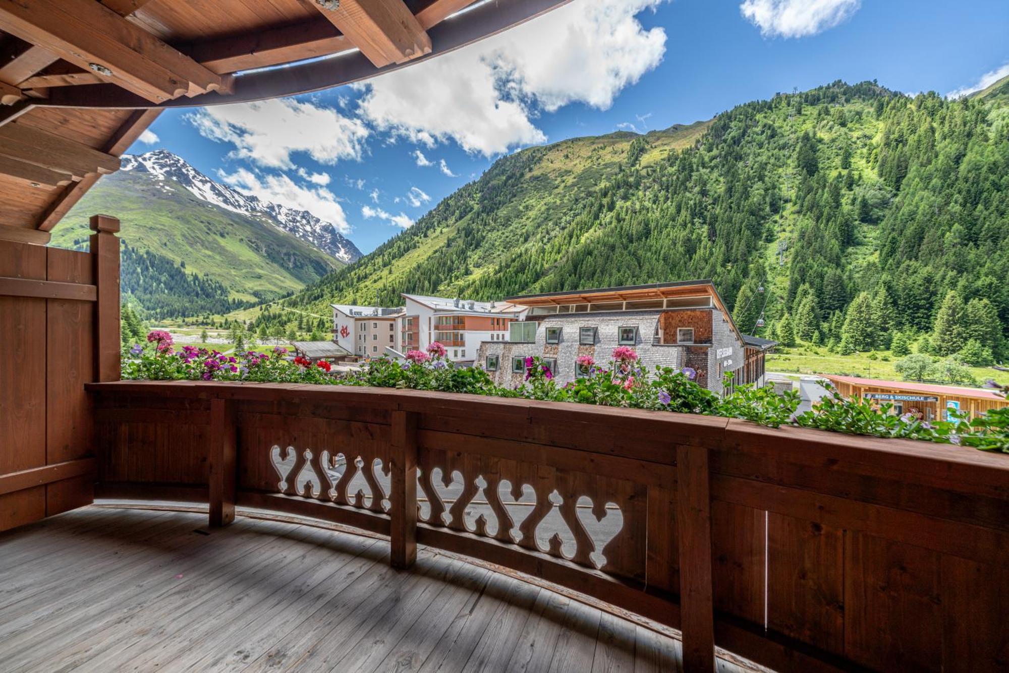 סנט לאונרד אים פיצטל Hotel Mittagskogel Pitztal מראה חיצוני תמונה