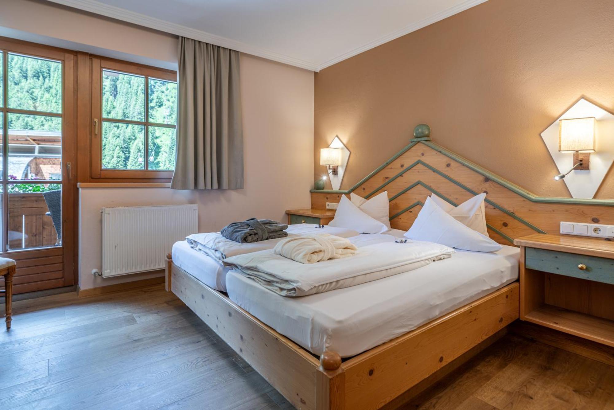 סנט לאונרד אים פיצטל Hotel Mittagskogel Pitztal מראה חיצוני תמונה